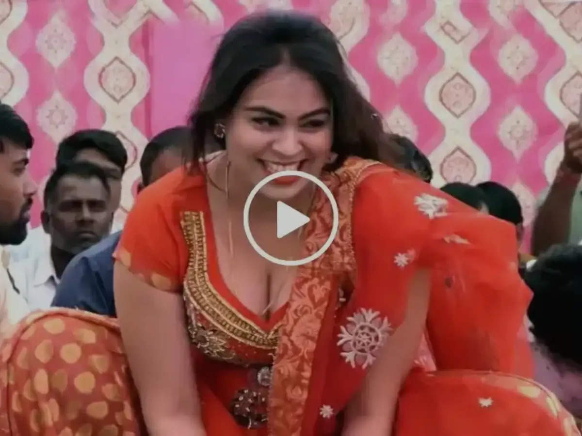 Haryanvi Dance: R.C Upadhyay ने अपने कातिल मूव्स से ढाया कहर, वीडियो ने मचाया तहलका